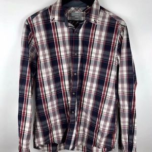 Madison modern fit button up size: M